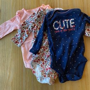 💚 3/$25 Carter’s 3M - 3 pack long-sleeve onesies